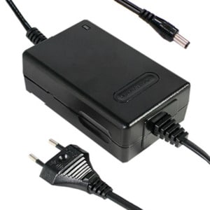 GC30E-0P1J - Carregador de Bateria 16,8W 90-264VAC Saída 4,2V-4A - MEAN WELL