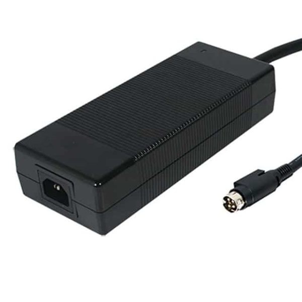 GC220A12-AD1 - Carregador de Bateria 183,6W 90-264VAC Saída 13,6V-13,5A - MEAN WELL